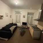 Apartament La Pirouette*wifi*proche Gare Sncf Amiens